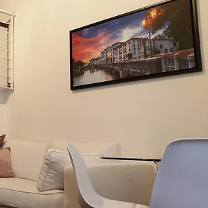 La Petite Maison , Treviso Italia